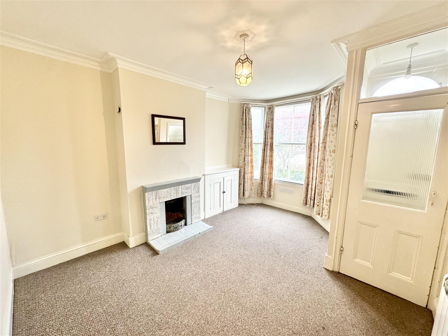 2 bed property in Croft Terrace, Old Town, Hastings